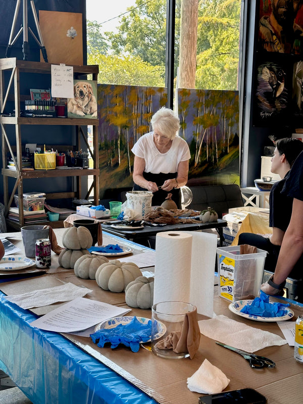 CONCRETE PUMPKIN In-Studio CLASS for Adults / October 10