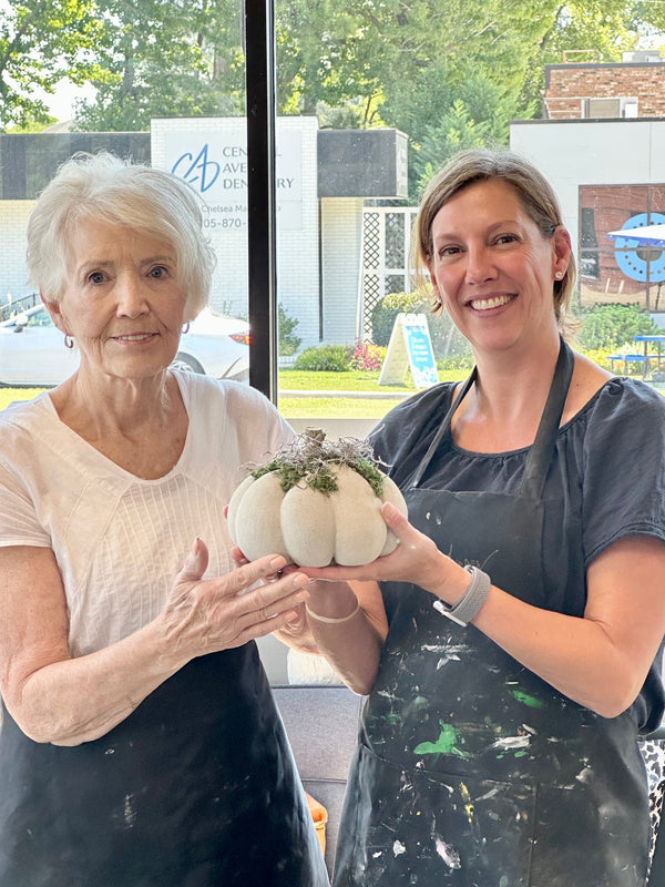 CONCRETE PUMPKIN In-Studio CLASS for Adults / October 10