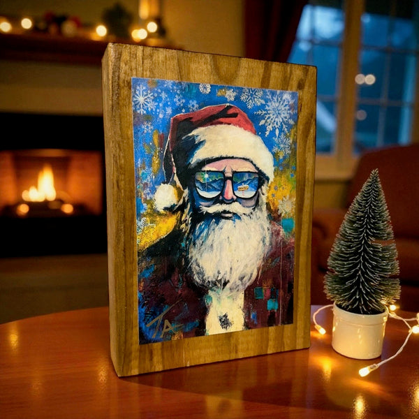 Santa on 5.5 x 8 Rustic Wood / FREE SHIPPING