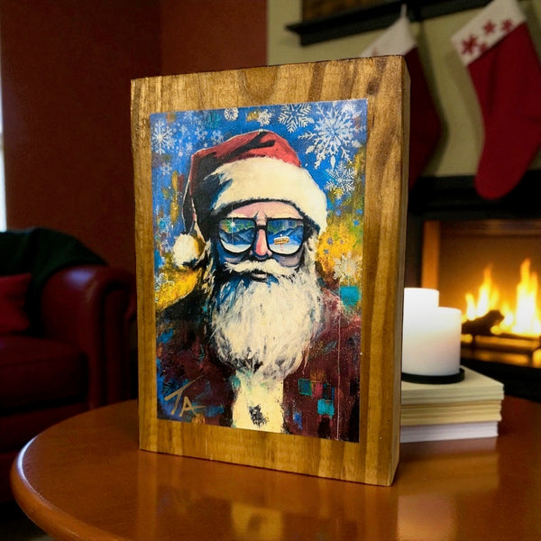 Santa on 5.5 x 8 Rustic Wood / FREE SHIPPING